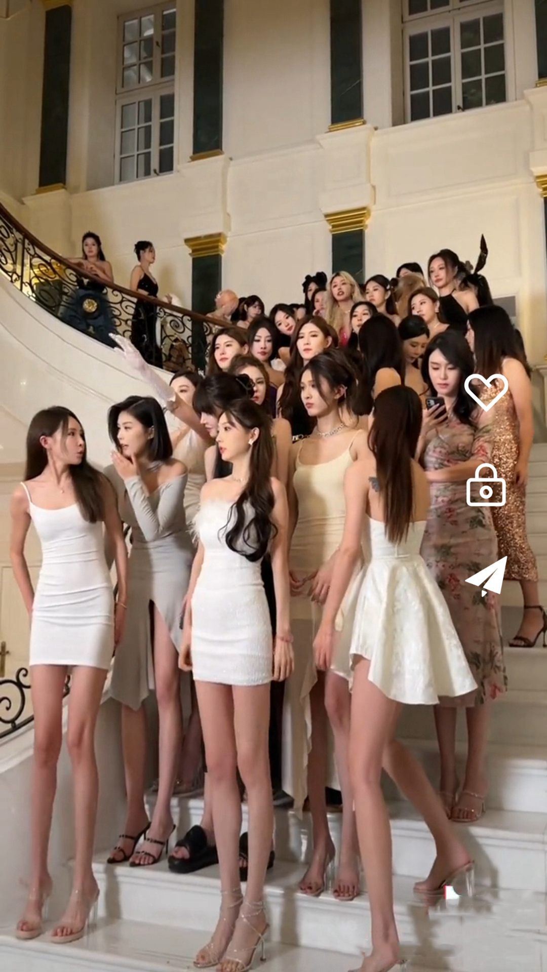 桃鹿美依截图